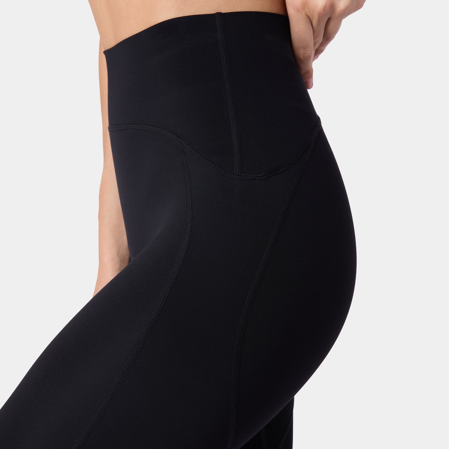 نيوتك ليقنز بيرفومانس 27" - أسود