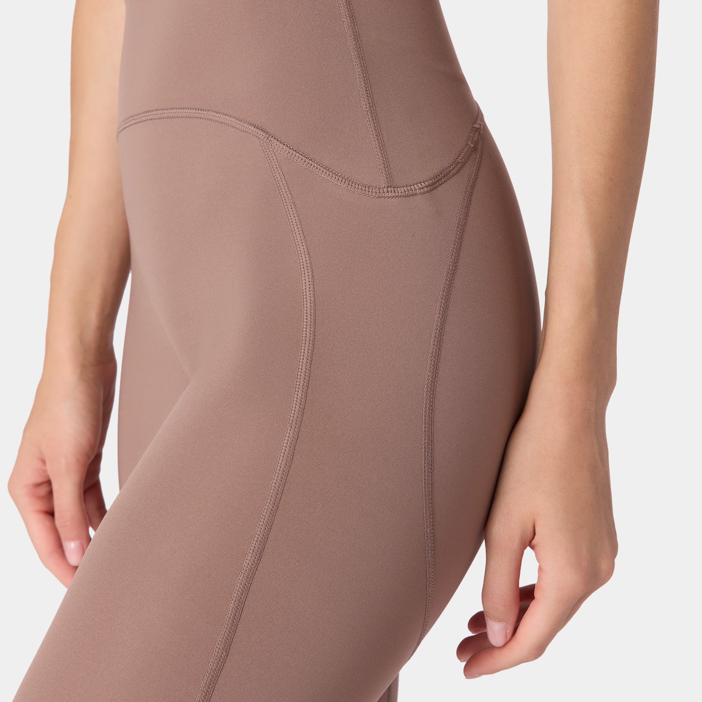 نيوتك ليقنز بيرفومانس 27" - كستنائي