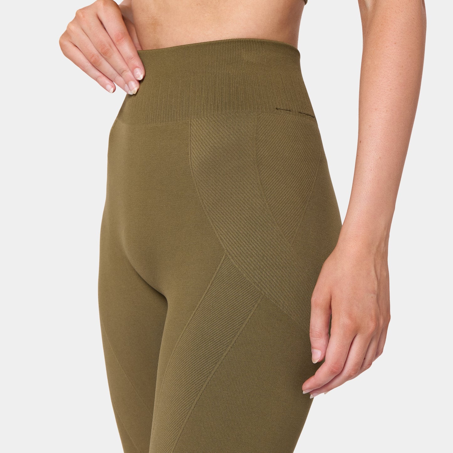 ليقنز كونتور 27" سيمليس - عشبي