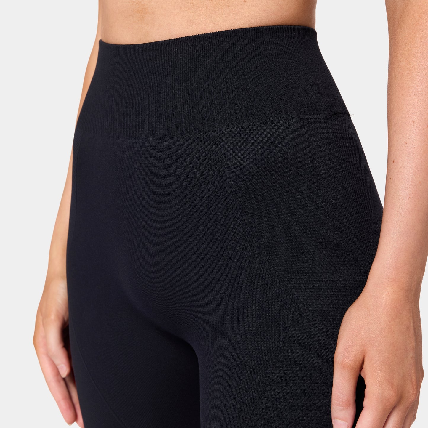 ليقنز كونتور 27" سيمليس - أسود