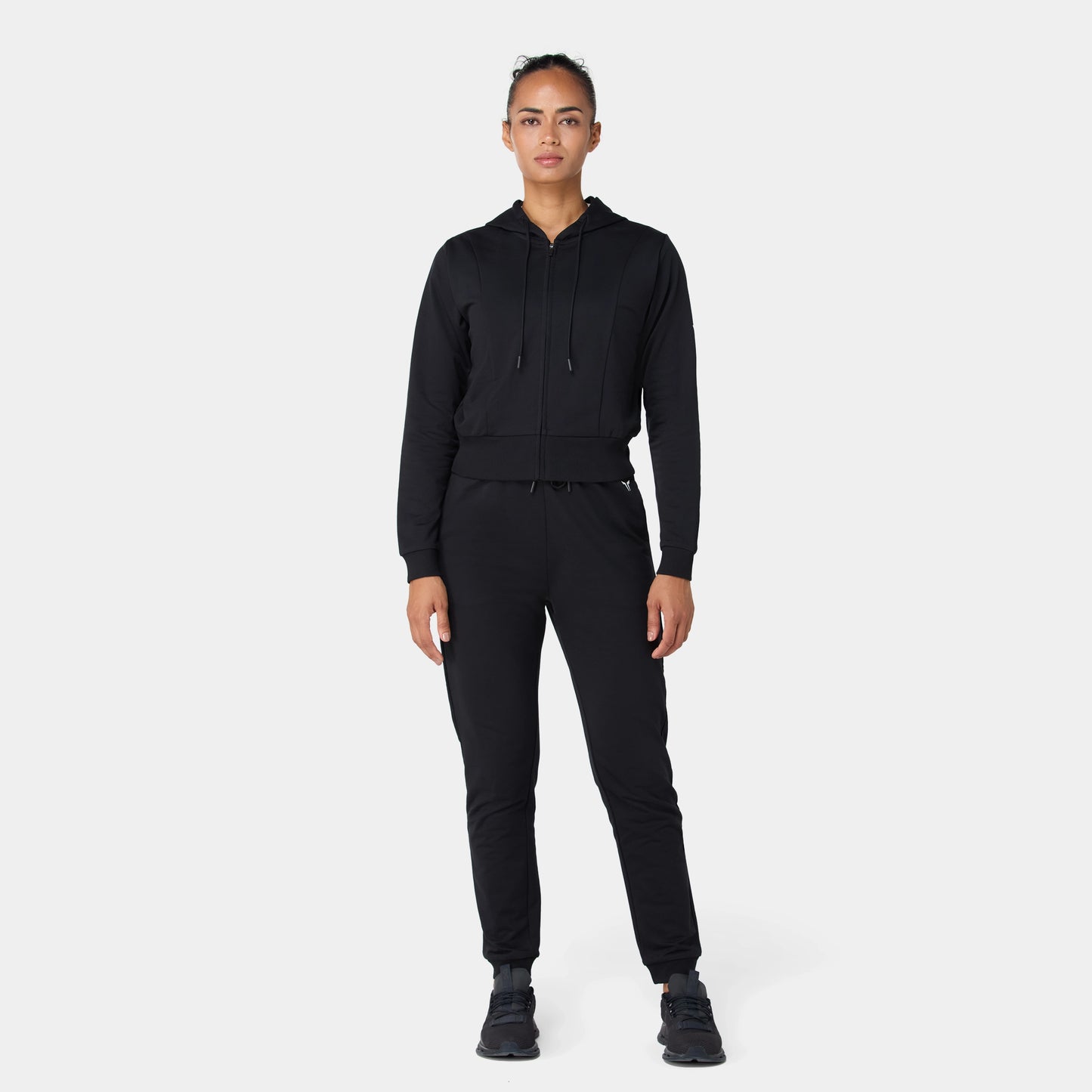 طقم الإحماء - أسود