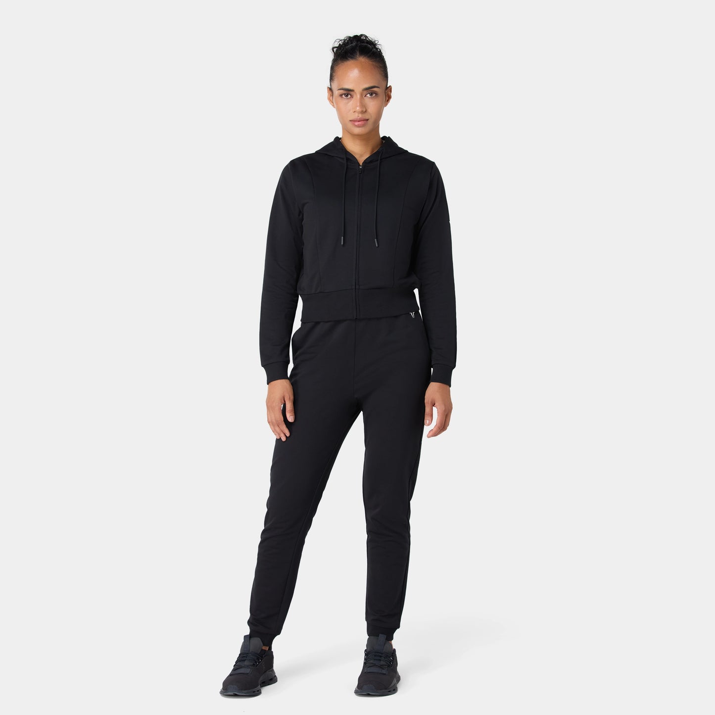 هودي رياضي قصير - أسود