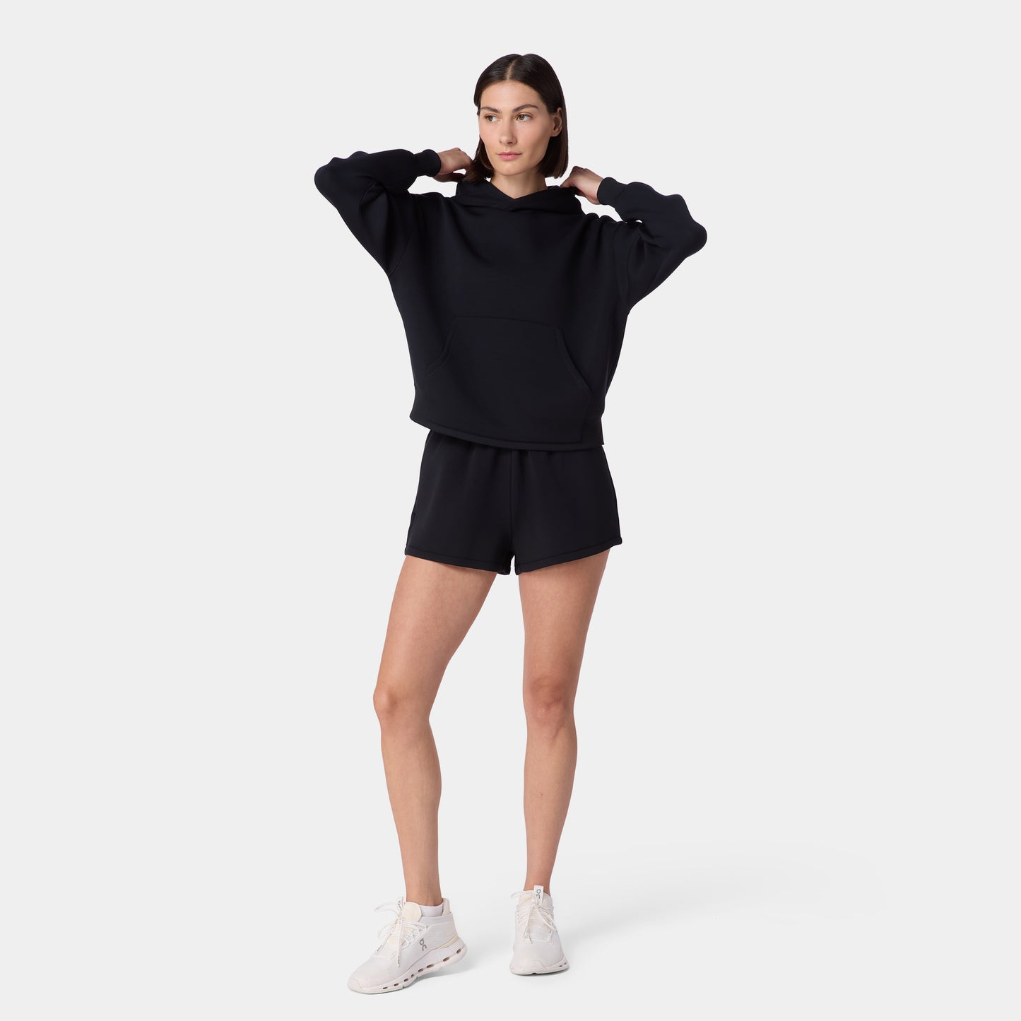 نيوتك هودي سبيسر مرتفع - أسود