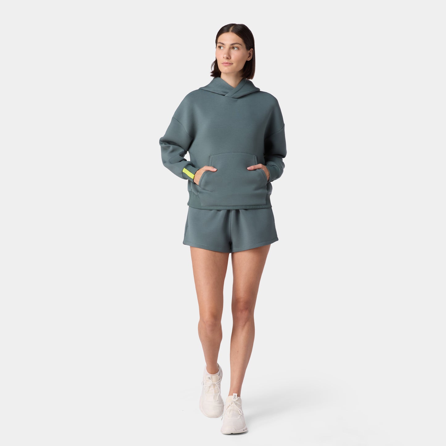 نيوتك هودي سبيسر مرتفع - فستقي