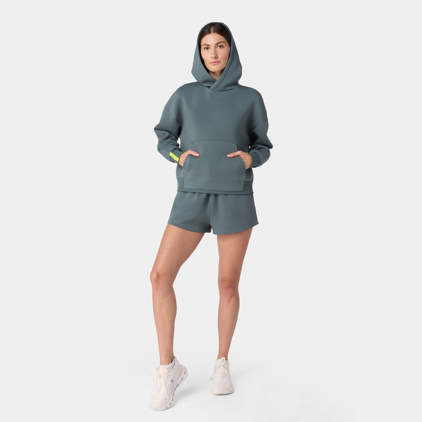 نيوتك هودي سبيسر مرتفع - فستقي