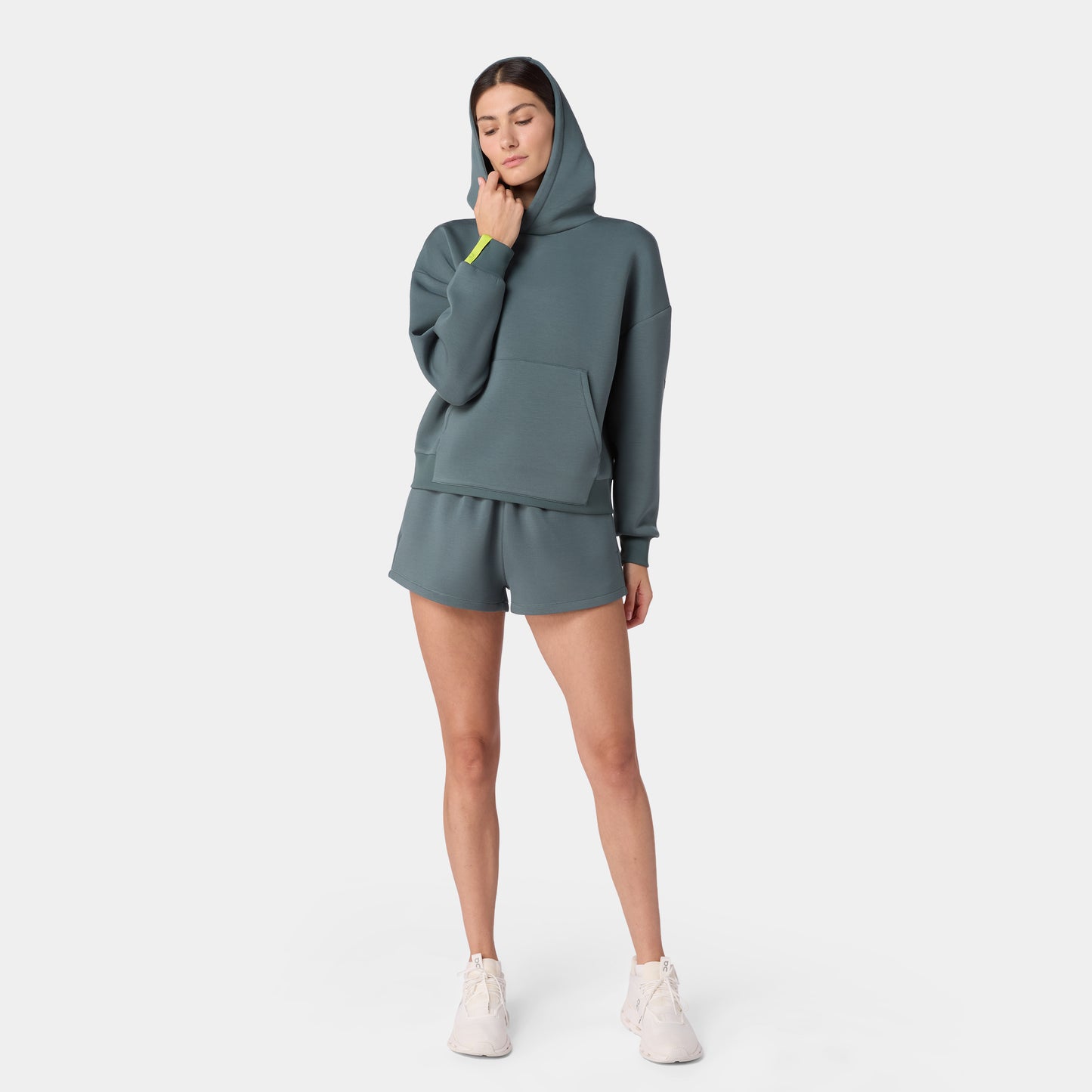 نيوتك هودي سبيسر مرتفع - فستقي