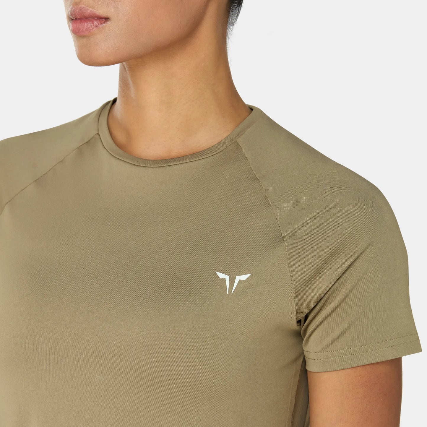 تيشيرت خفيف - زيتوني