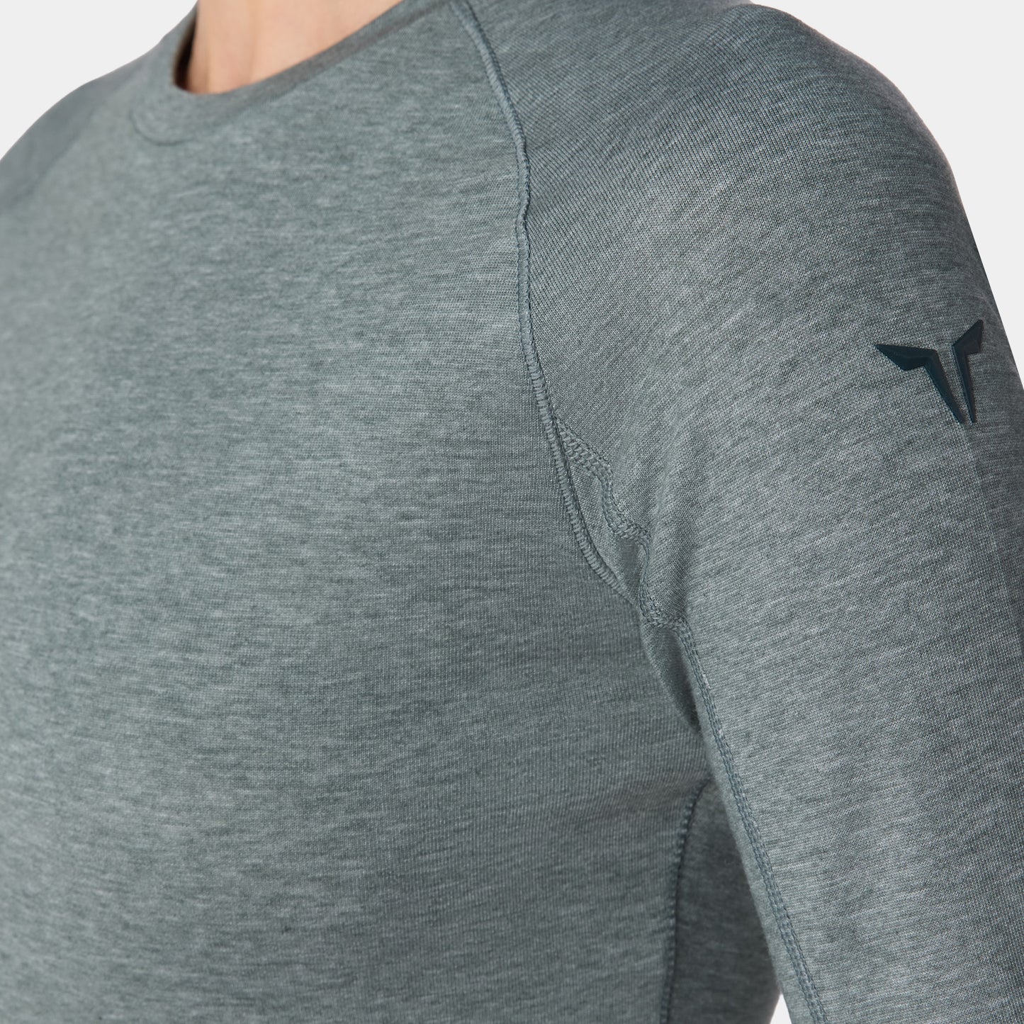 نيوتك تيشيرت آكت دراي® بأكمام طويلة - فستقي مارل