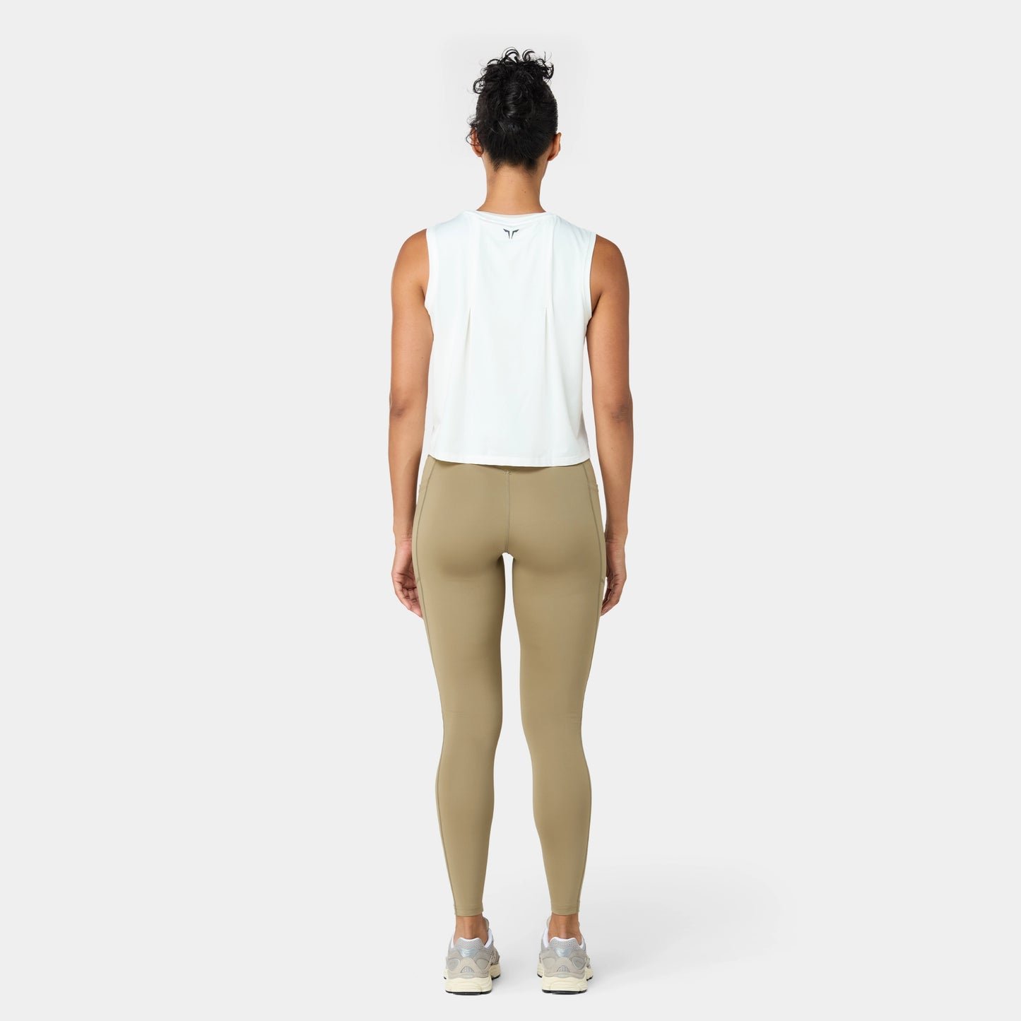 تانك خفيف - أبيض لؤلؤي