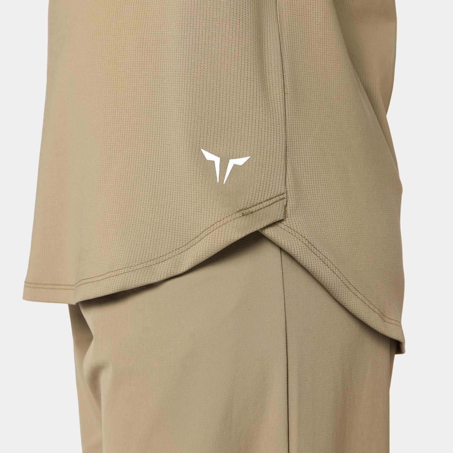 آكت دراي® موديستي بأكمام طويلة - زيتوني