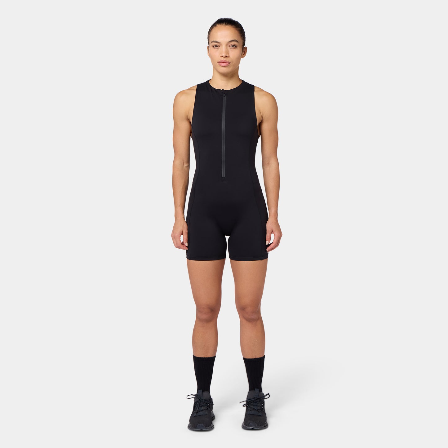 جمبسوت مع سحاب أمامي - أسود