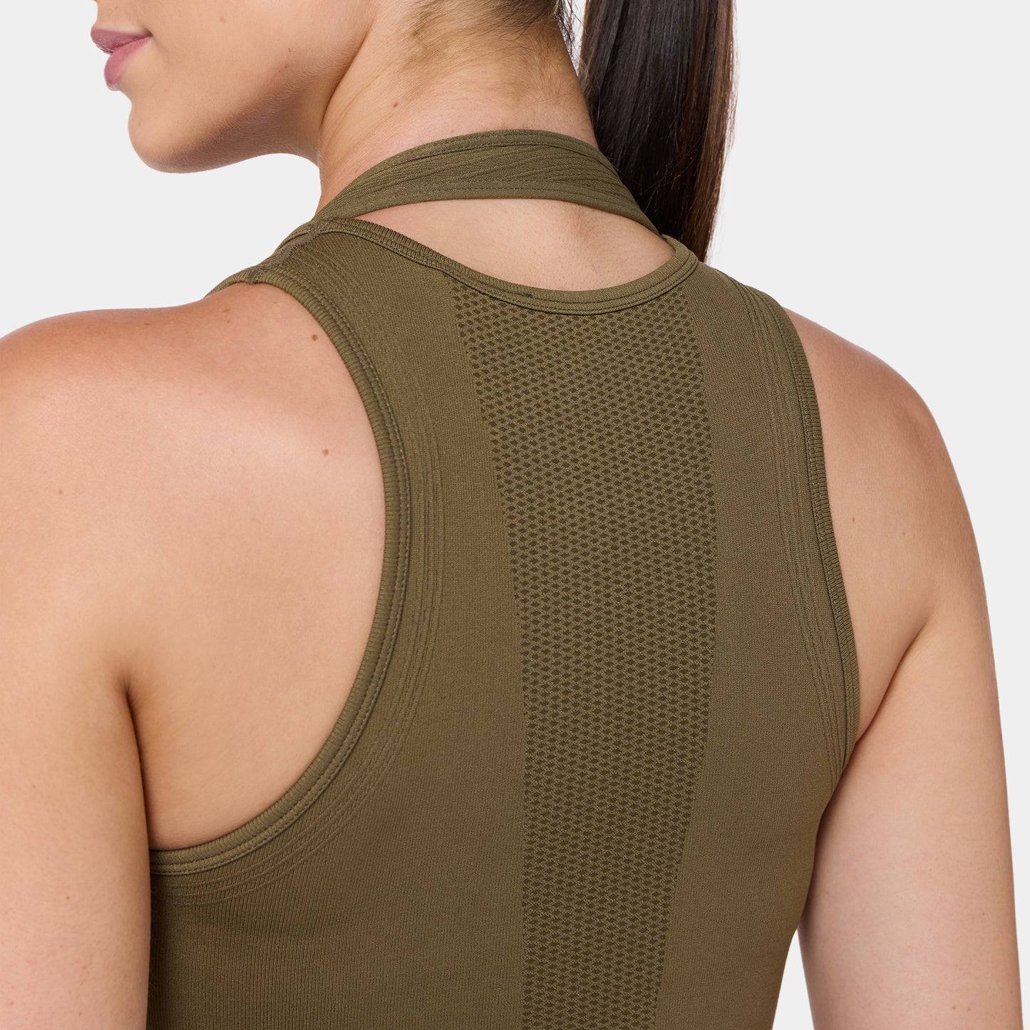 تانك كونتور سيمليس - عشبي