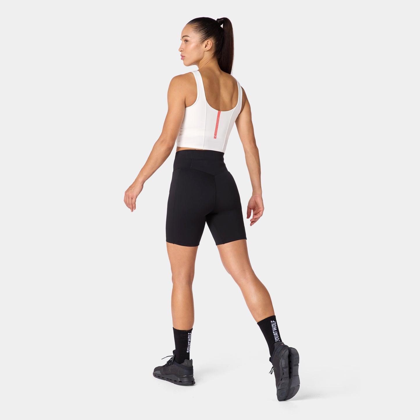 تانك آكت دراي® مع حمالة صدر مبطنة - أبيض لؤلؤي