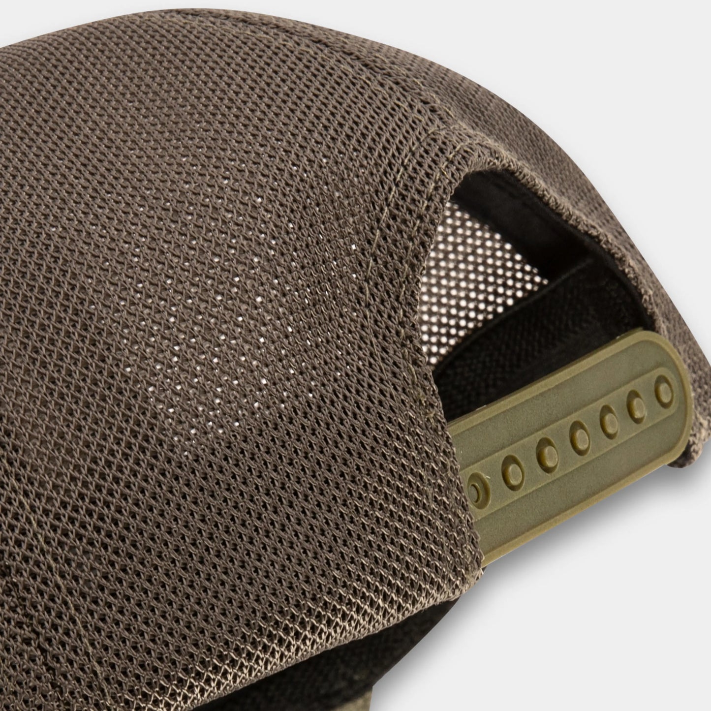 قبعة وولف تراكر - زيتي