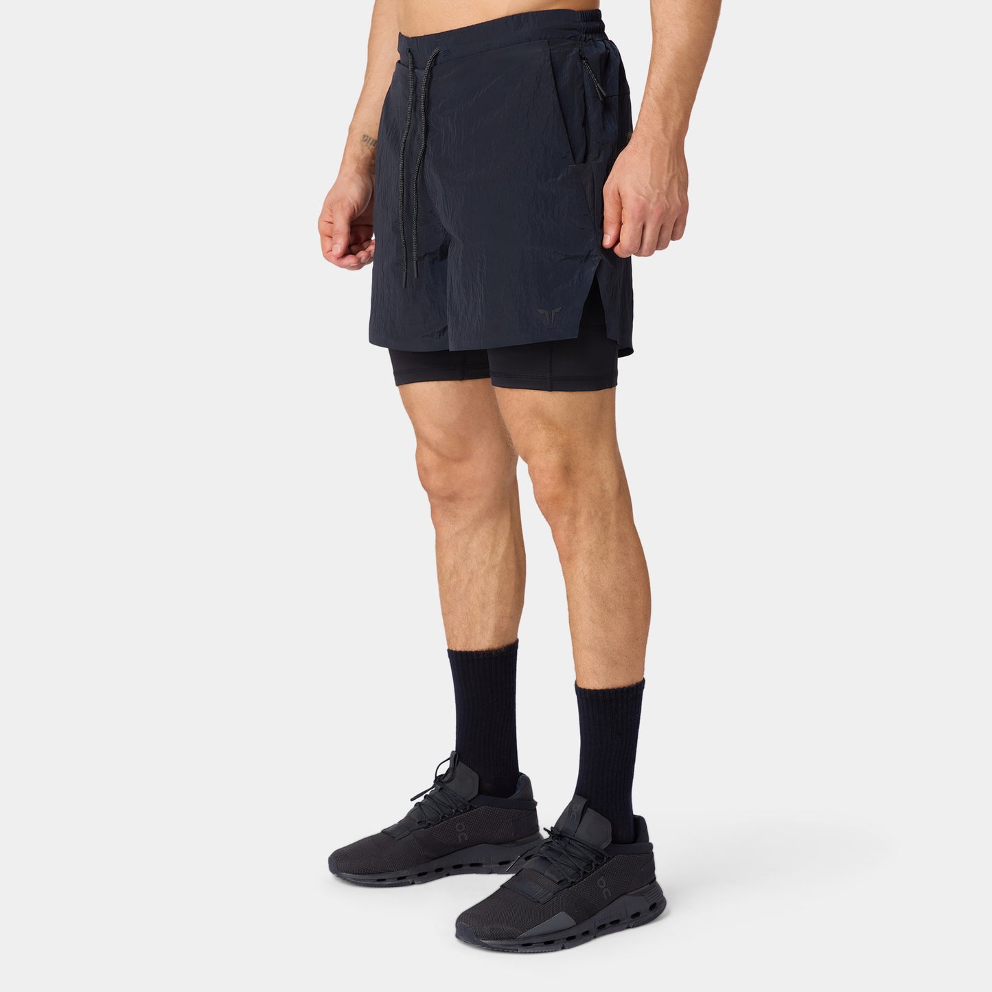 شورت آكت دراي® 2 في 1 7"- أسود