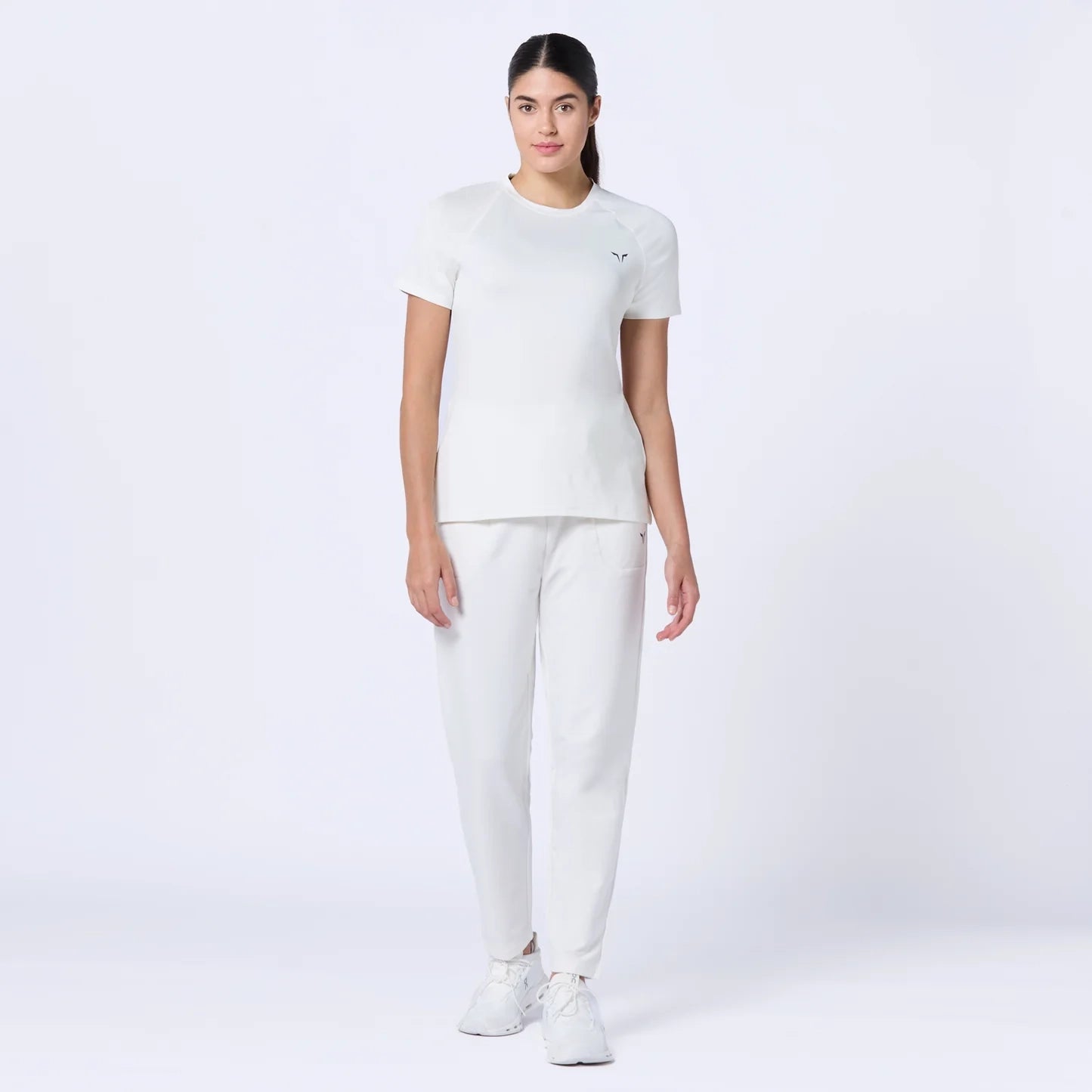  تيشيرت ايسينشال خفيف -  أبيض لؤلؤي