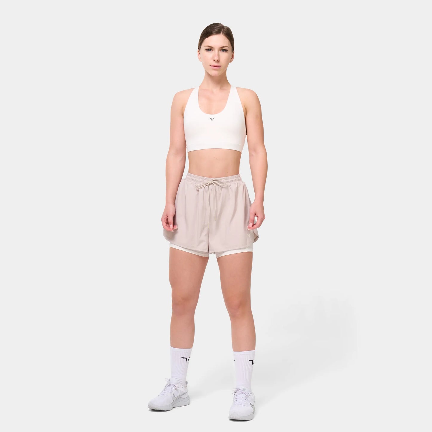  ايسينشال حمالة صدر بحزام خلفي متقاطع قابل للتعديل-أبيض لؤلؤي