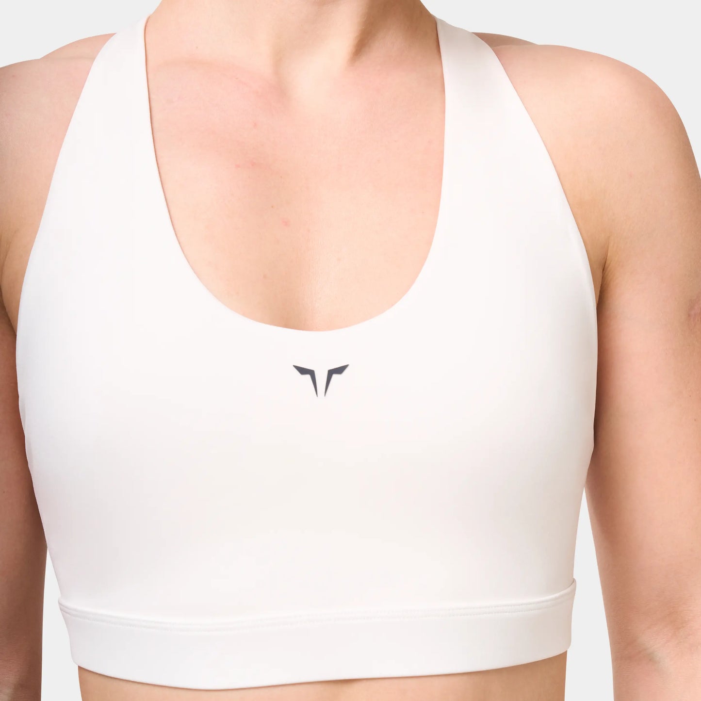  ايسينشال حمالة صدر بحزام خلفي متقاطع قابل للتعديل-أبيض لؤلؤي