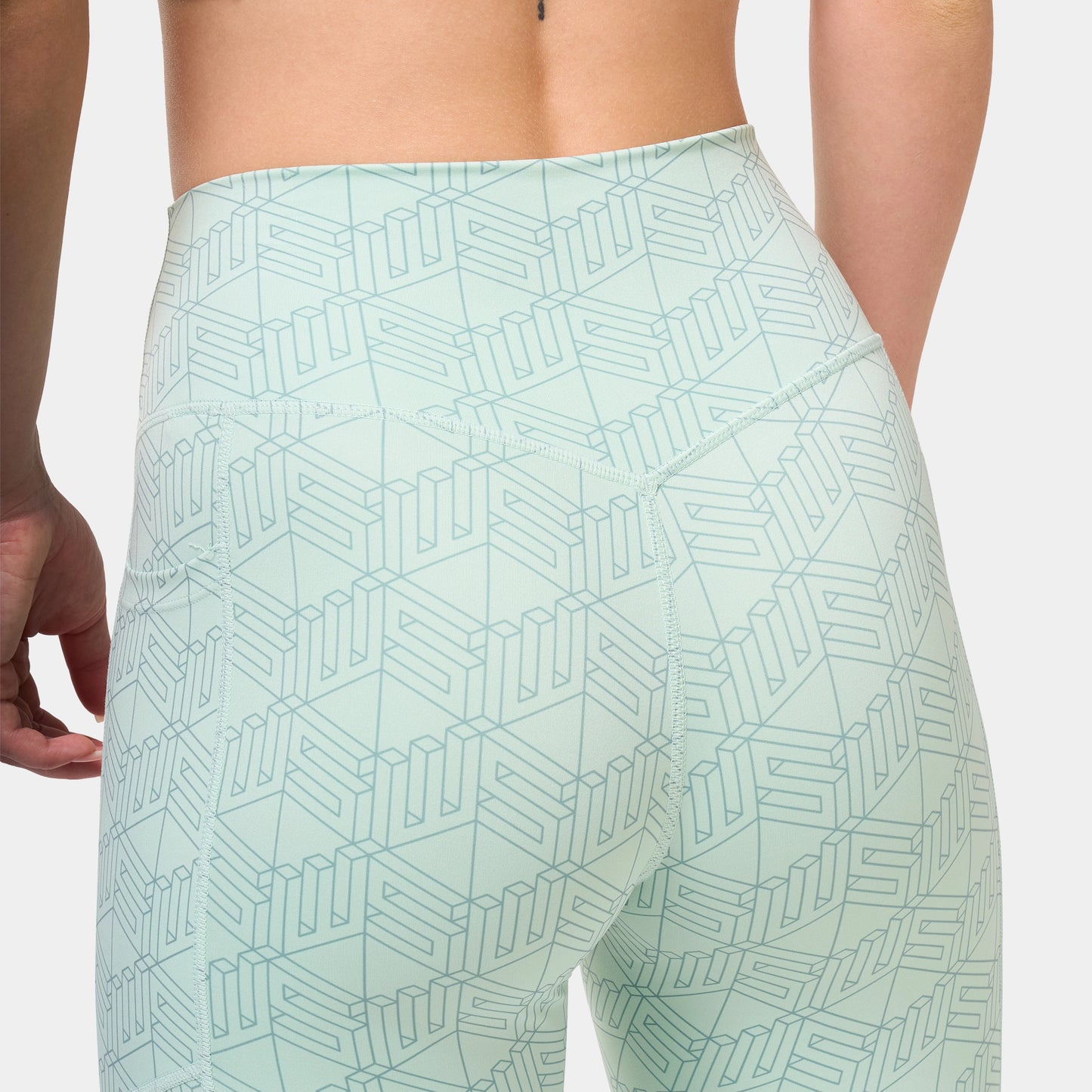 ليقنز جرافيكي 24 انش - طبعة أكوا فاتح 