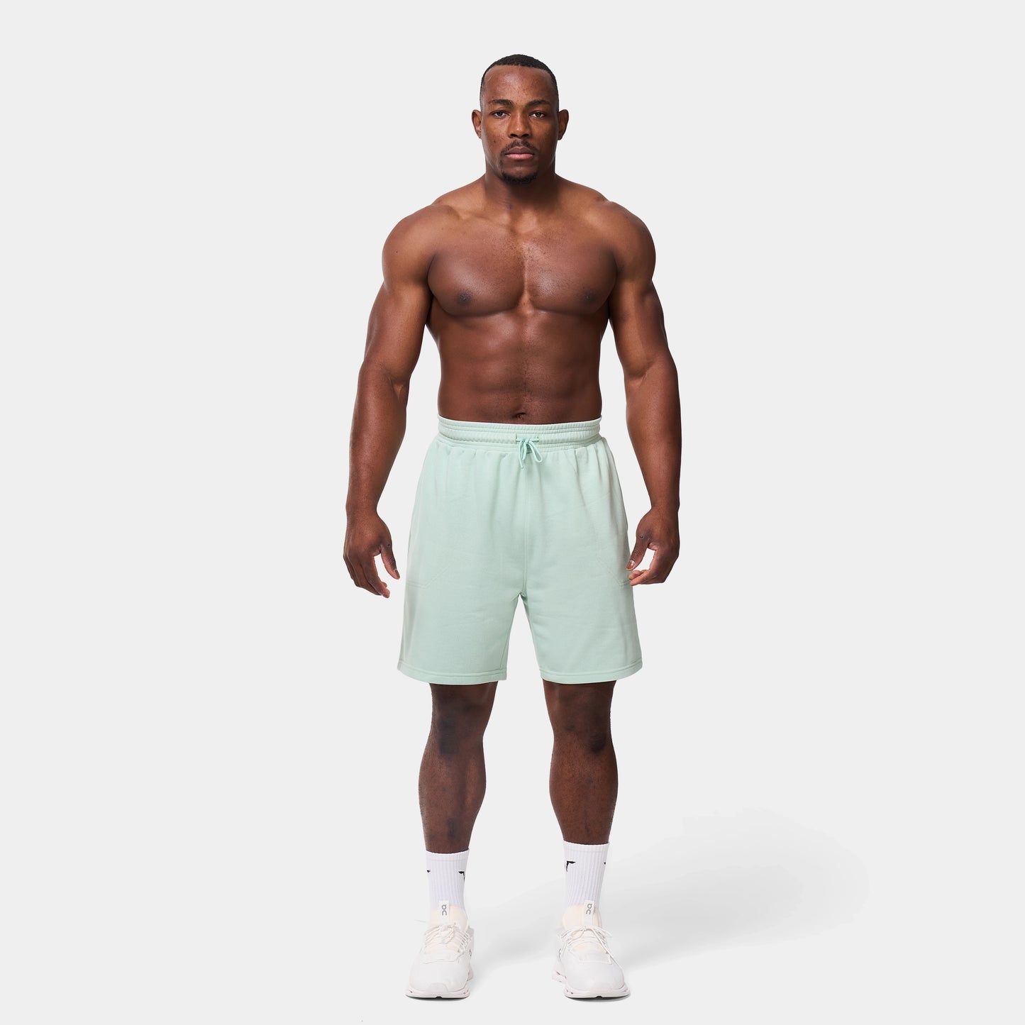 ايسينشال شورت مريح 7 انش- أكوا فاتح