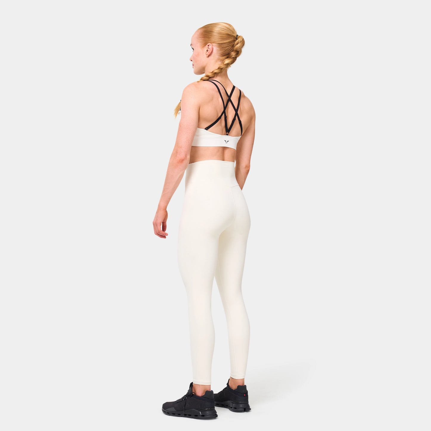 حمالة صدر بتصميم تويست أمامي- أبيض لؤلؤي