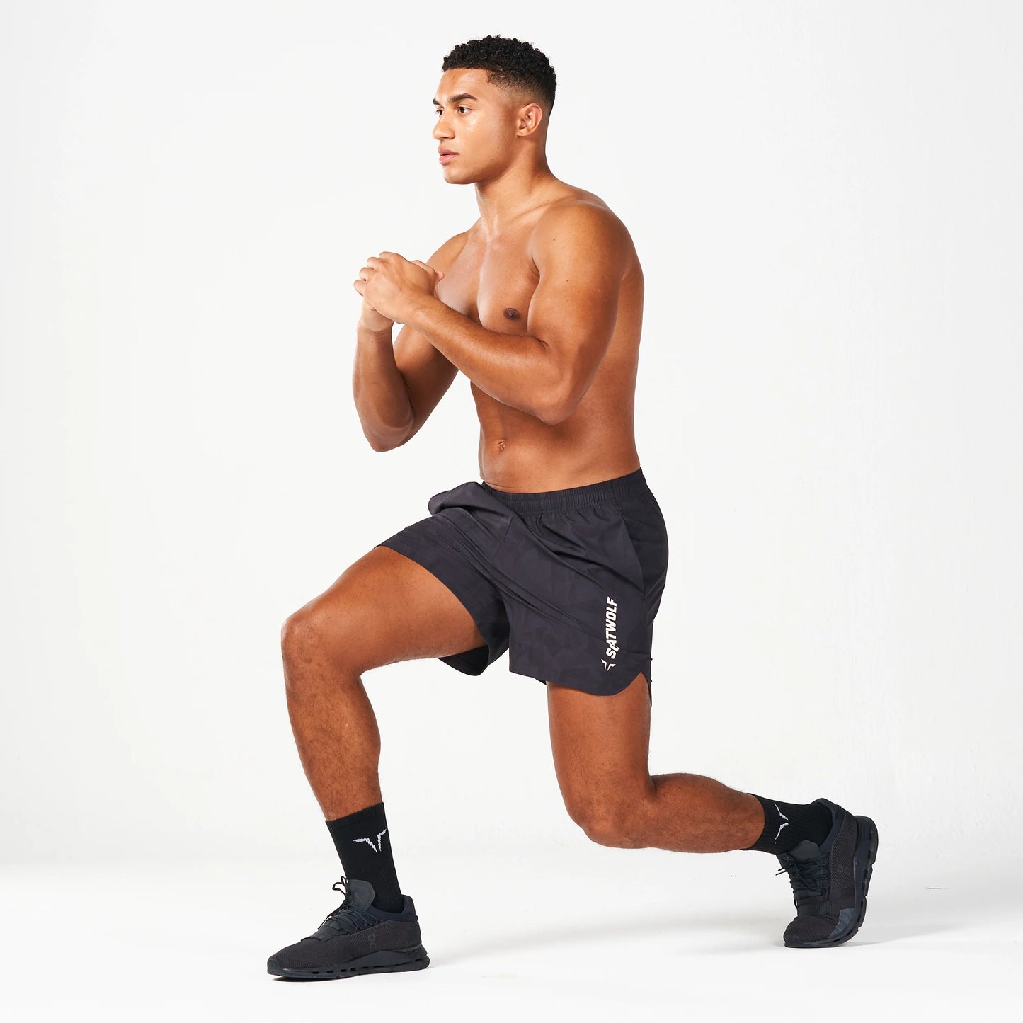 شورت واريور 2.0 بطول 5 بوصة - نمط تمويه أسود