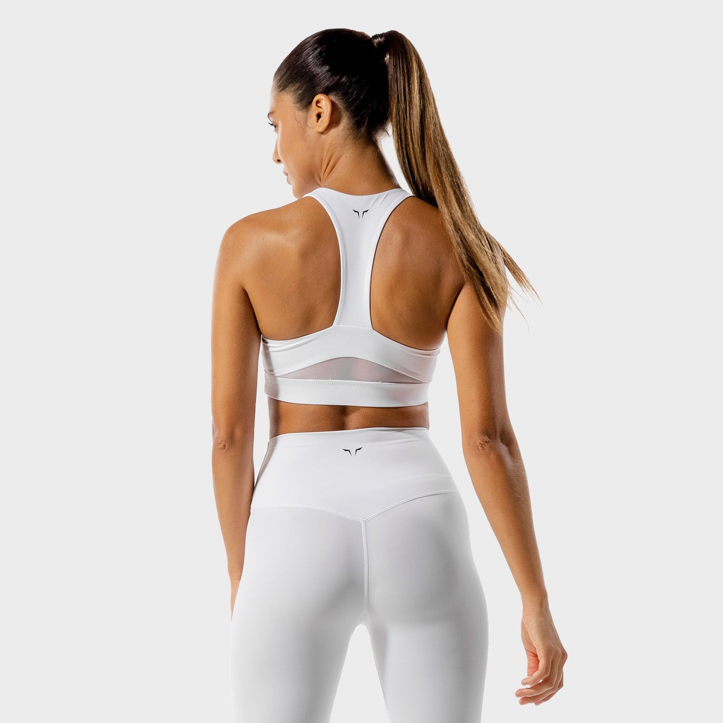 squatwolf-workout-clothes-core-agile-bra-white-sports-bra-for-gym