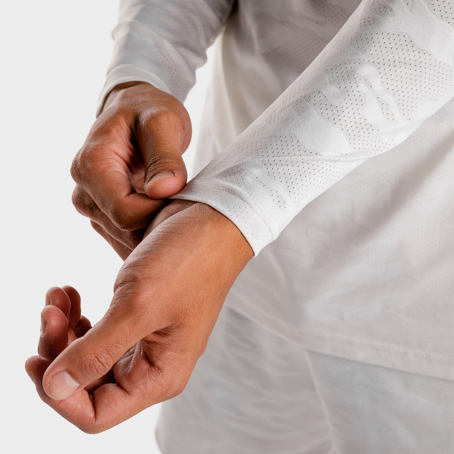 squatwolf-running-wolf-tops-for-men-gym-running-top-white-long-sleeve