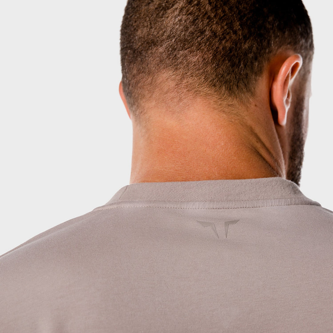 squatwolf-gym-t-shirts-for-women-iconic-oversize-tee-sand-workout-clothes