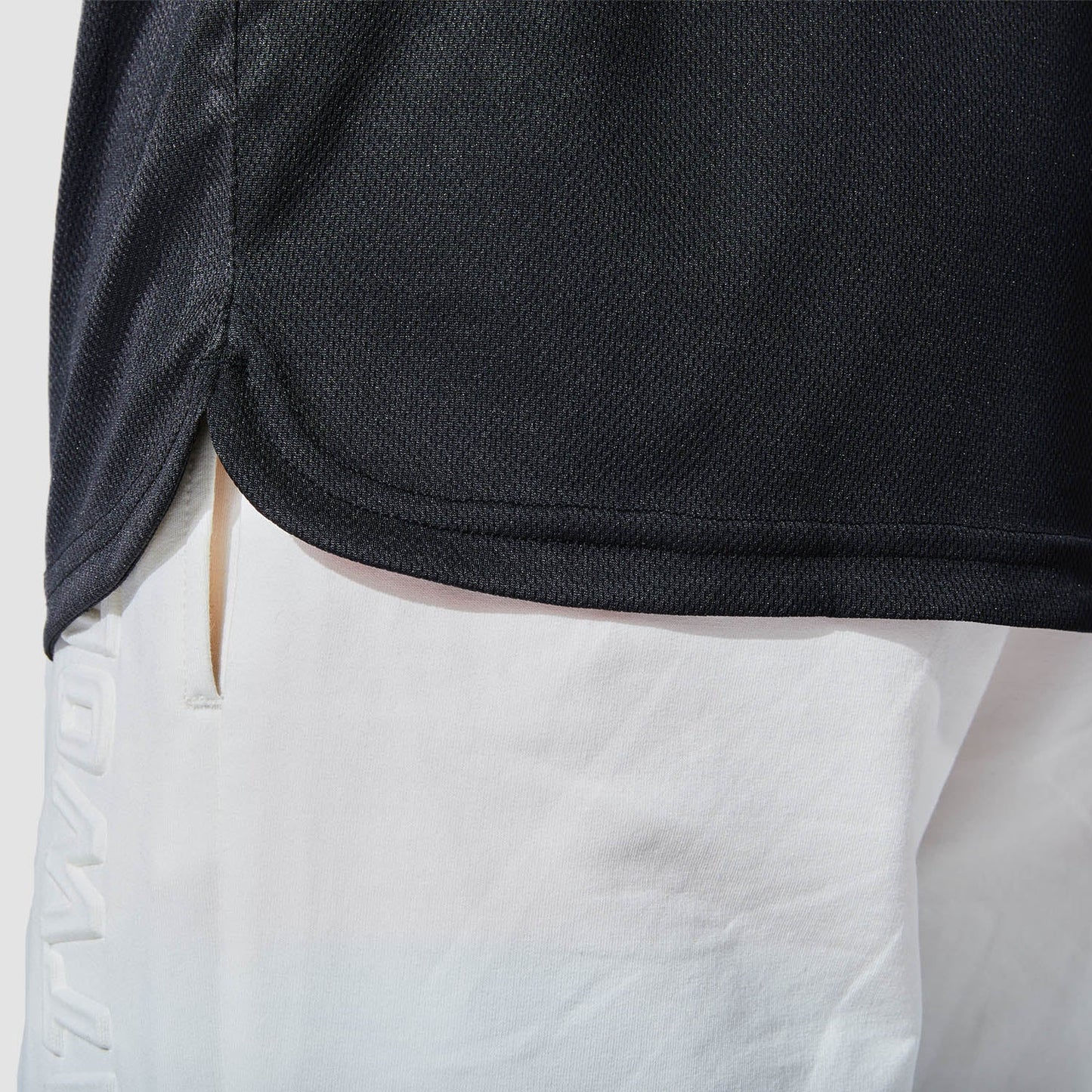 squatwolf-gym-wear-graphic-wave-eyes-stringer-black-workout-stringers-vests-for-men