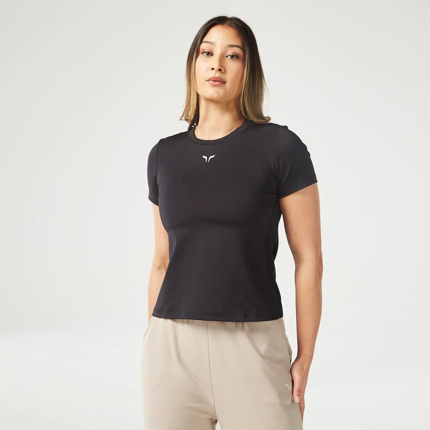 Essential Body Fit T-shirt - Black