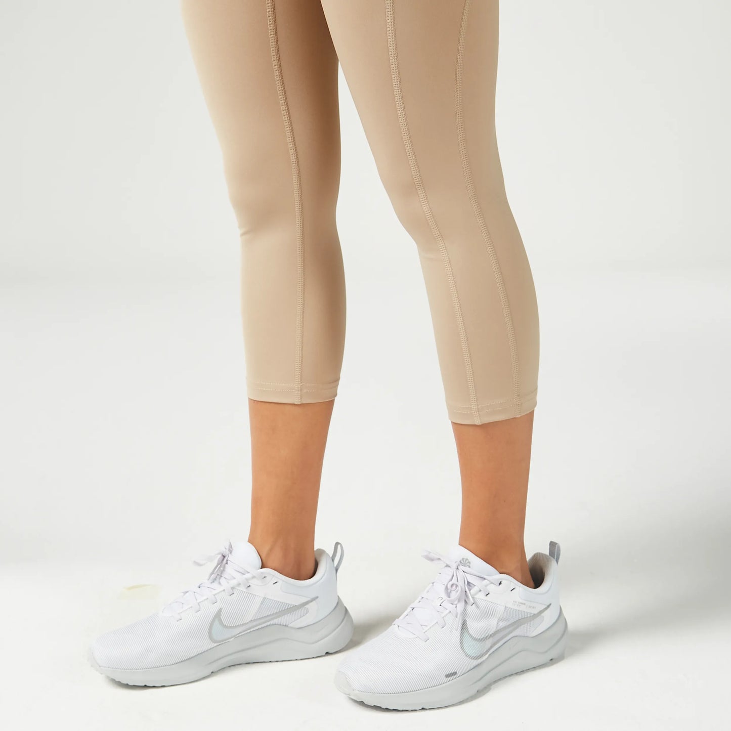 ليقينز بخصر مرتفع 21"- ترابي