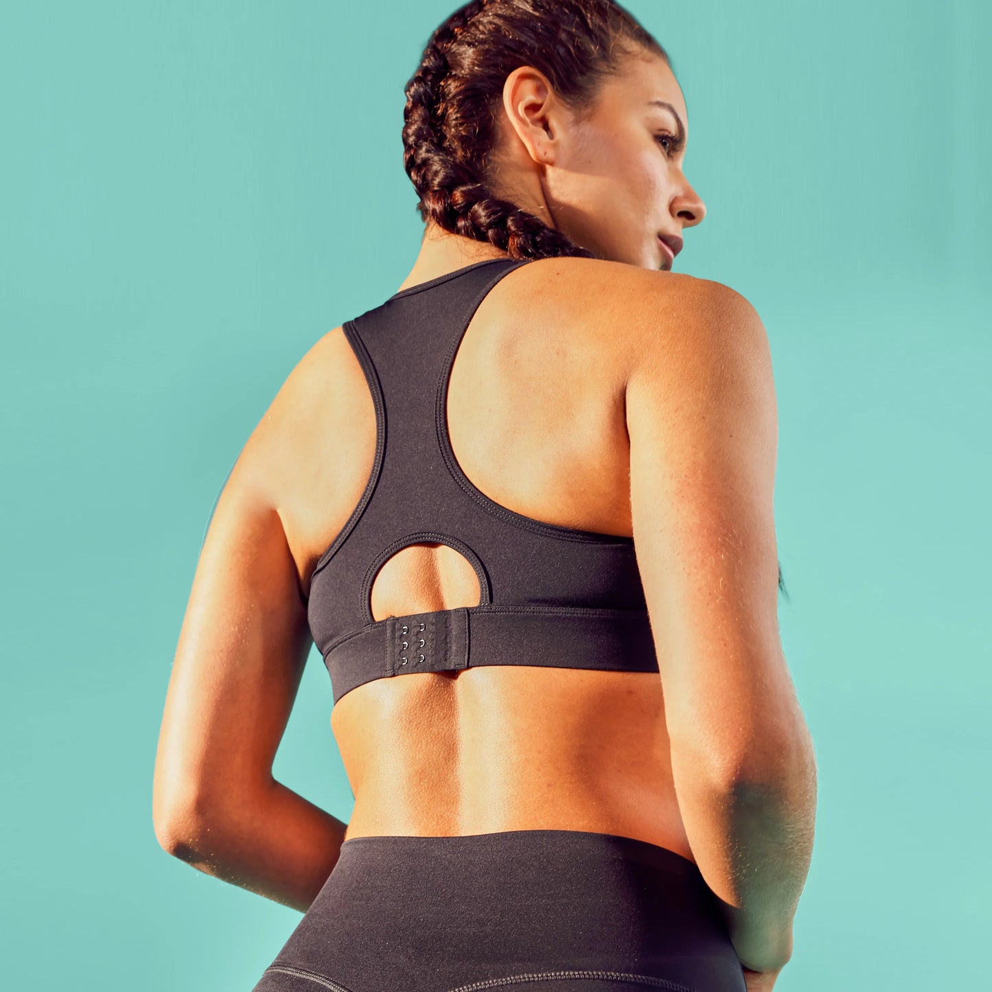 Essential Mid Impact Muscle Back Bra - Black