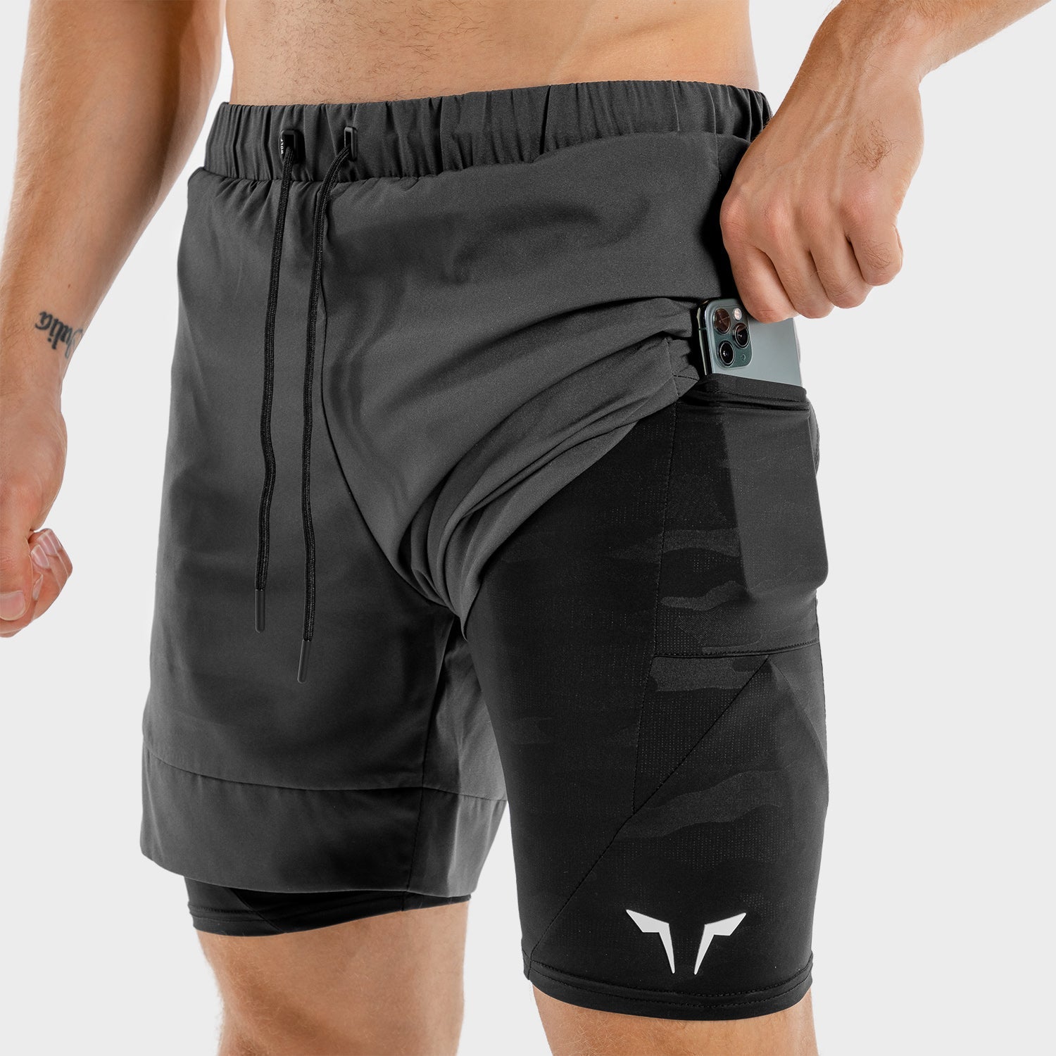 squatwolf-workout-short-for-men-limitless-2-in-1-shorts-charcoal-black-gym-wear