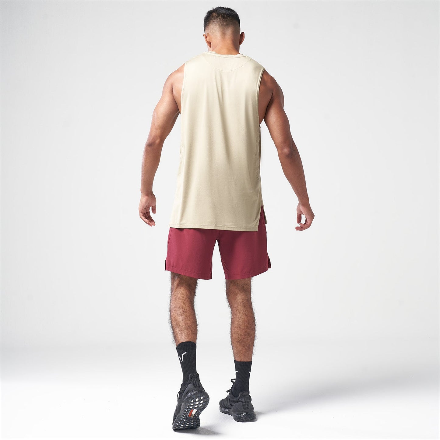 squatwolf-gym-wear-essential-gym-tank-sand-workout-tank-for-men