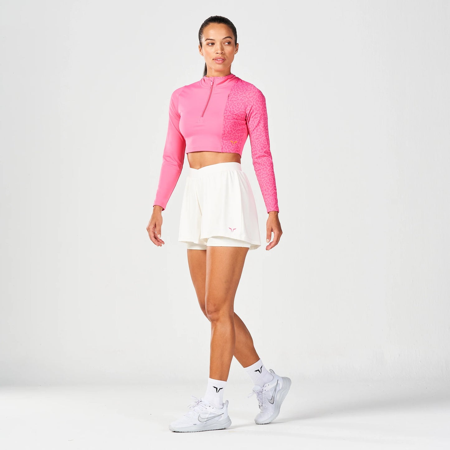 بلوزة أنتيمد بربع سحاب - طبعة وردي فاقع