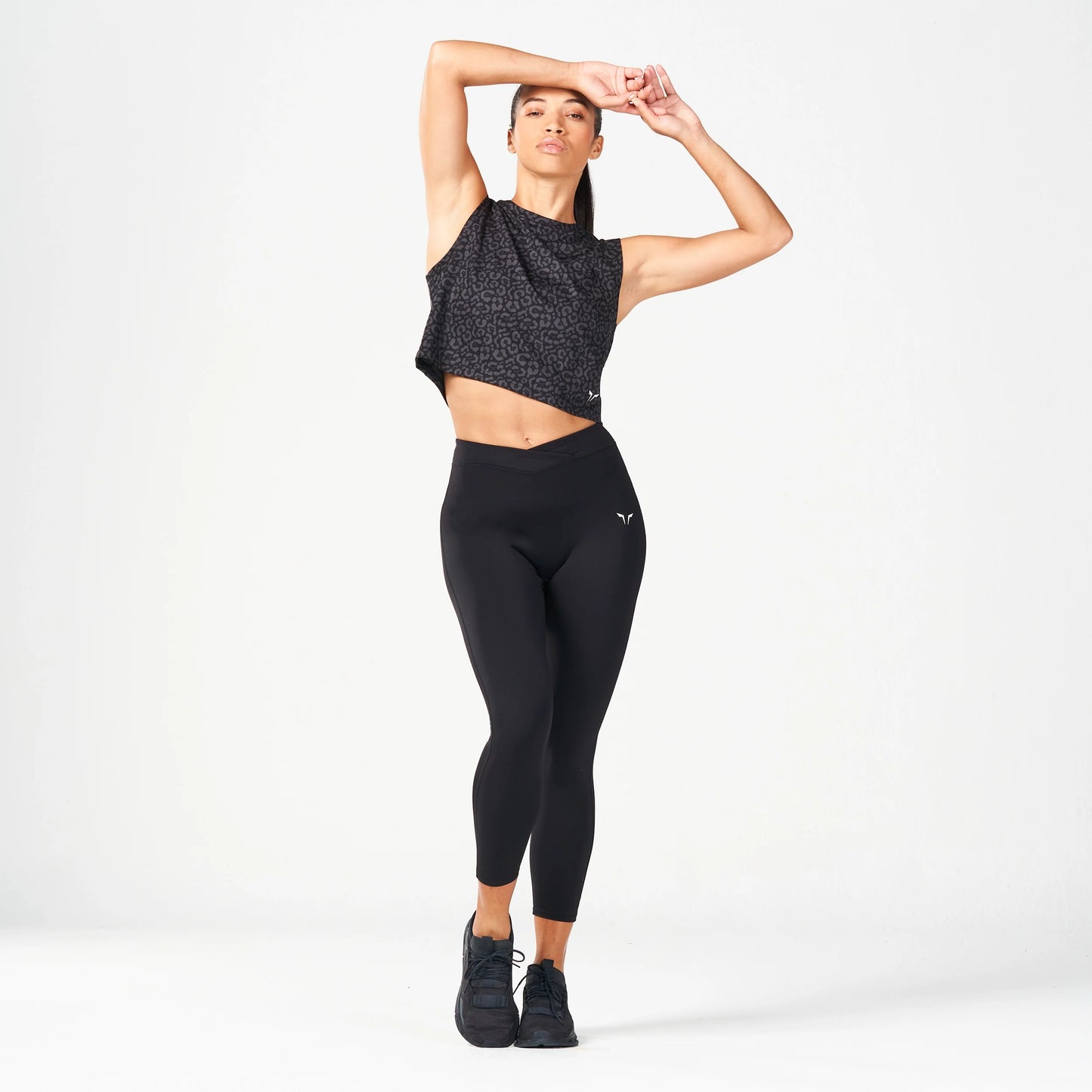 تانك قصيرة من كور - أسود كايين