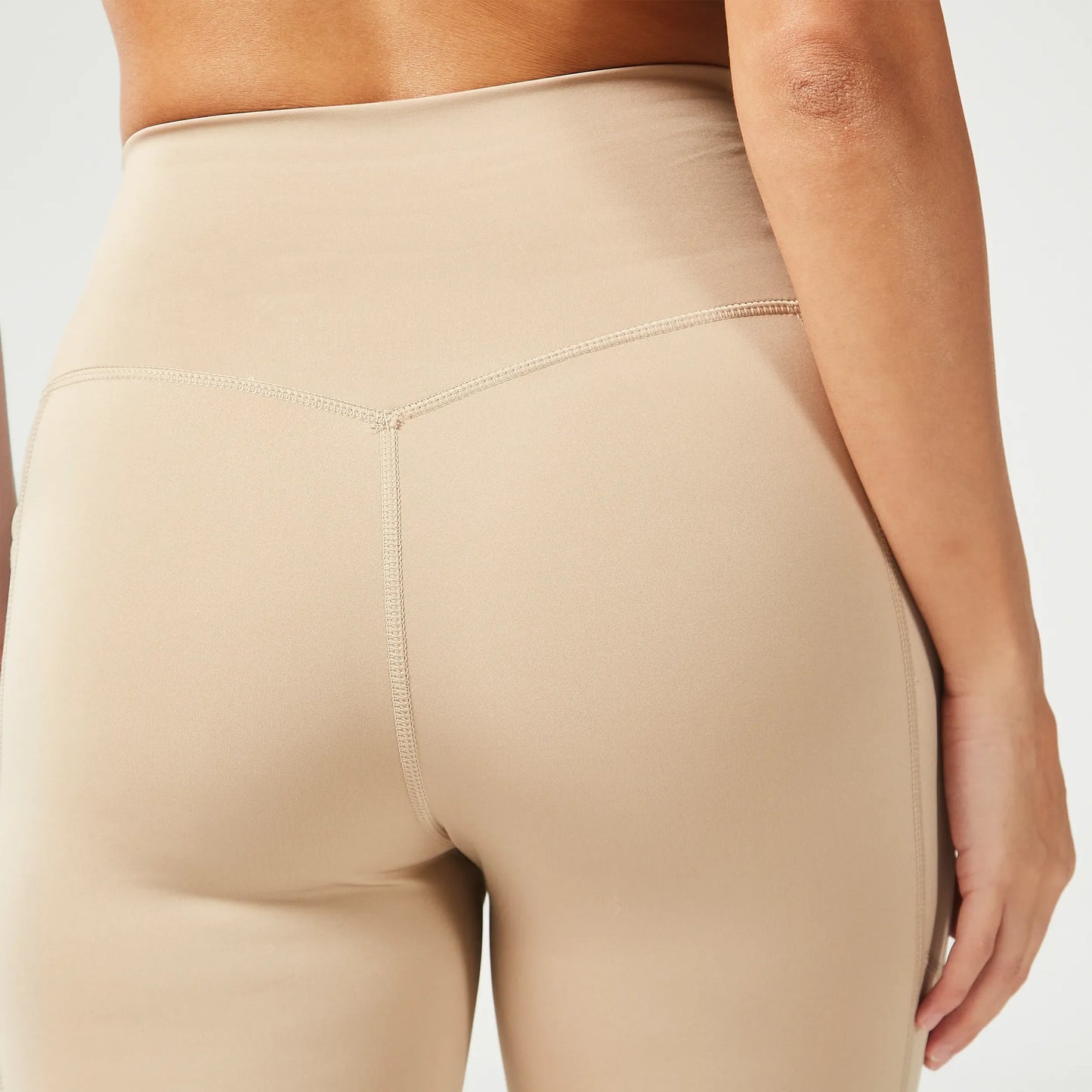 ليقينز بخصر مرتفع 21"- ترابي