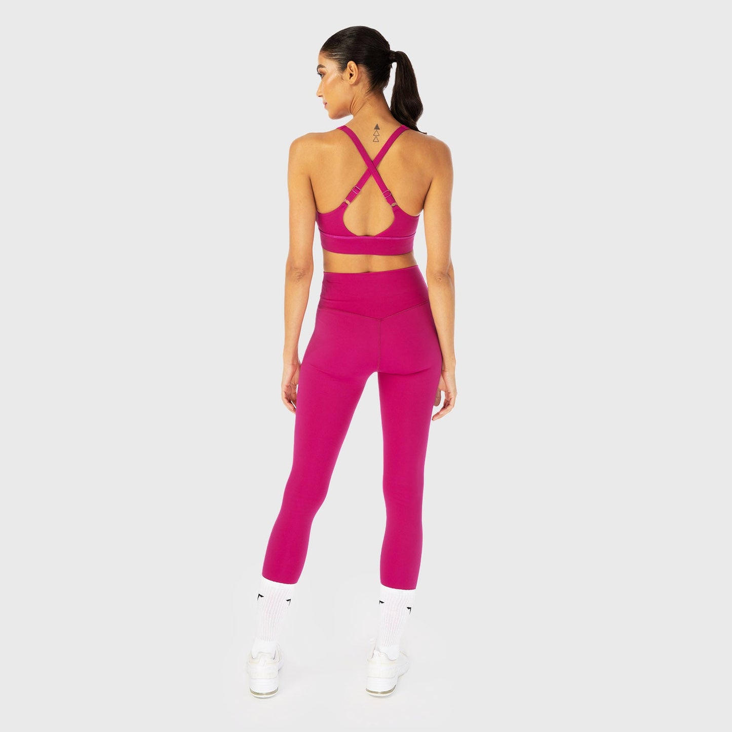squatwolf-workout-clothes-infinity-adjustable-wrap-bra-pink-bra-with-removable-padding