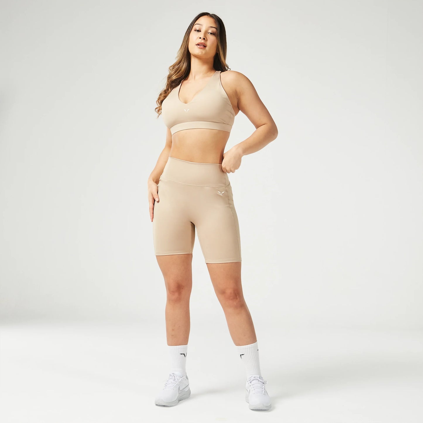 ايسينشال حمالة صدر بتأثير متوسط قابلة للتعديل - ترابي