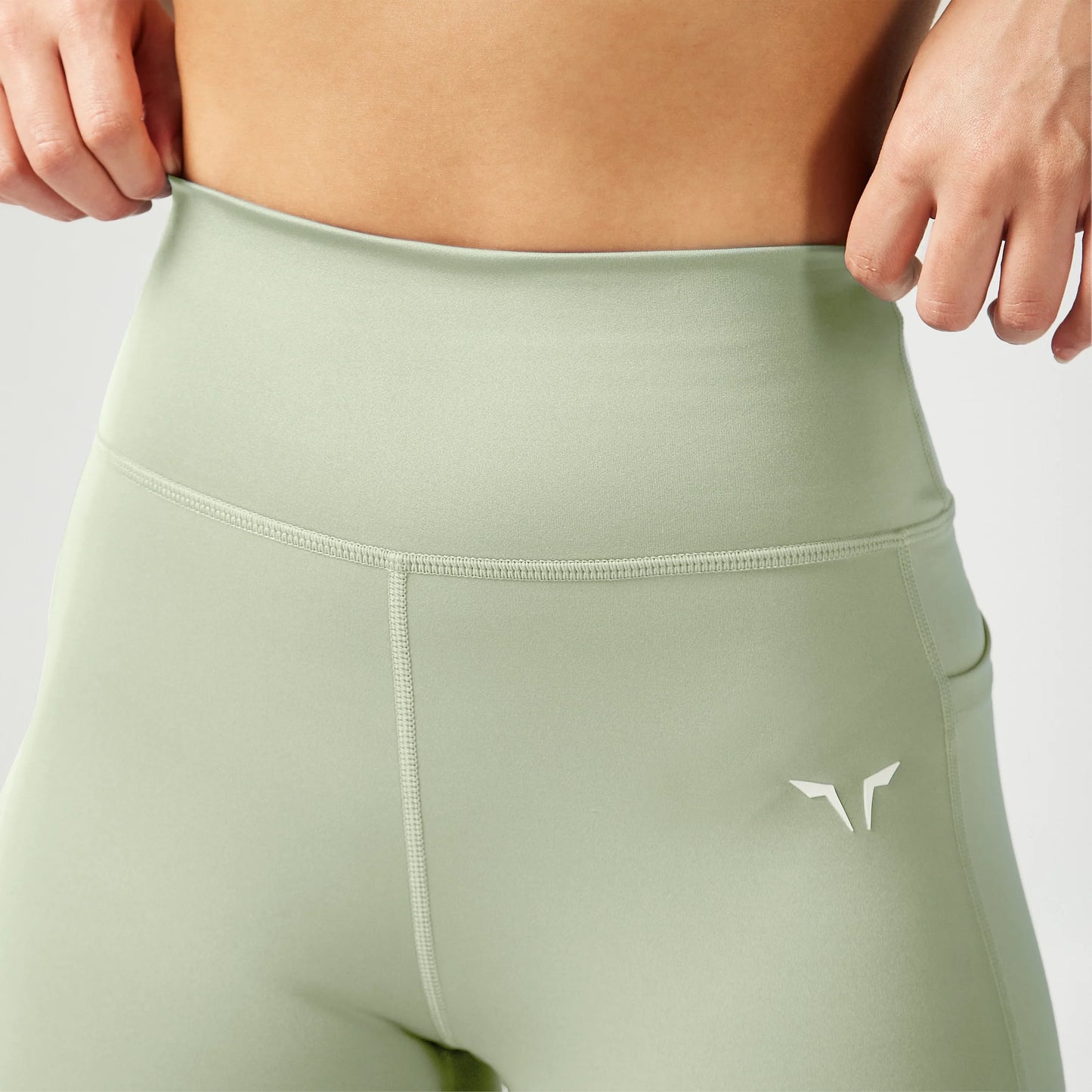 ليقنز ايسينشال عالية الخصر بطول "27 - أخضر صحراوي