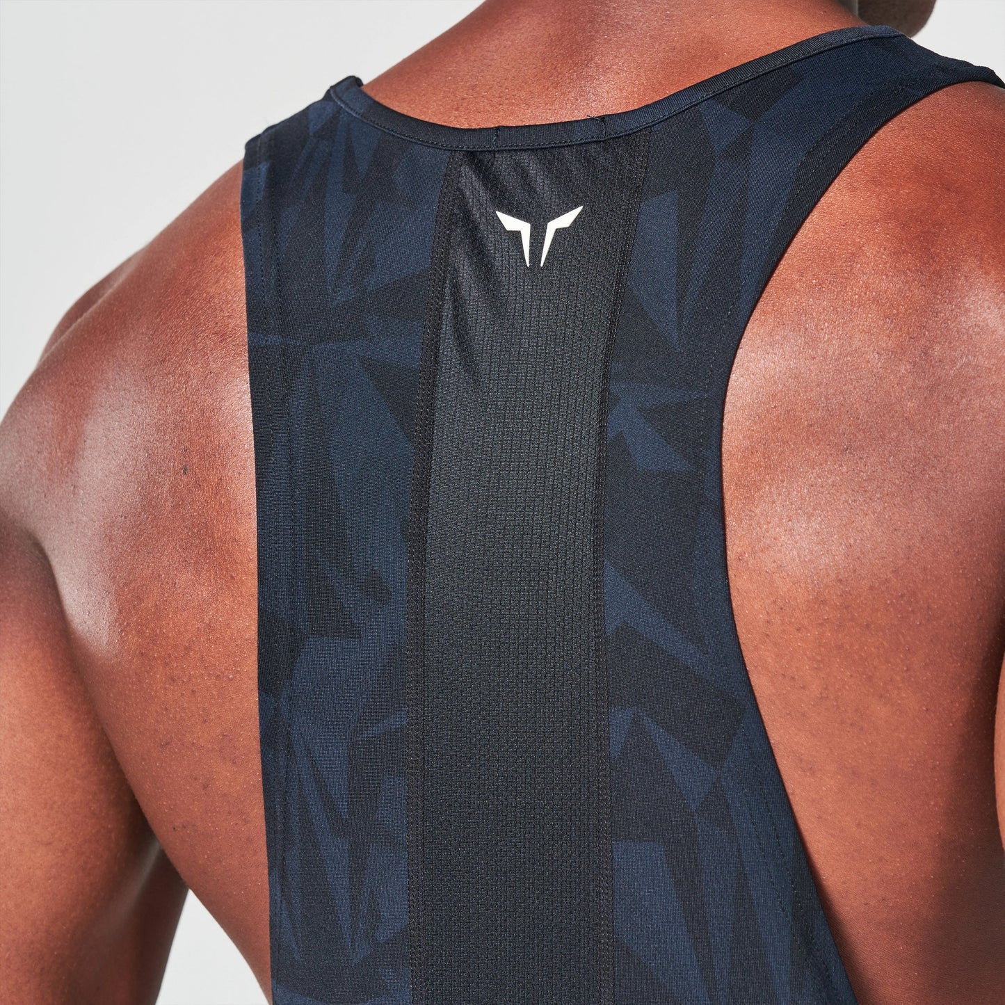 بلوزة ليفت سترينجر 2.0 - نقاط تمويه سوداء