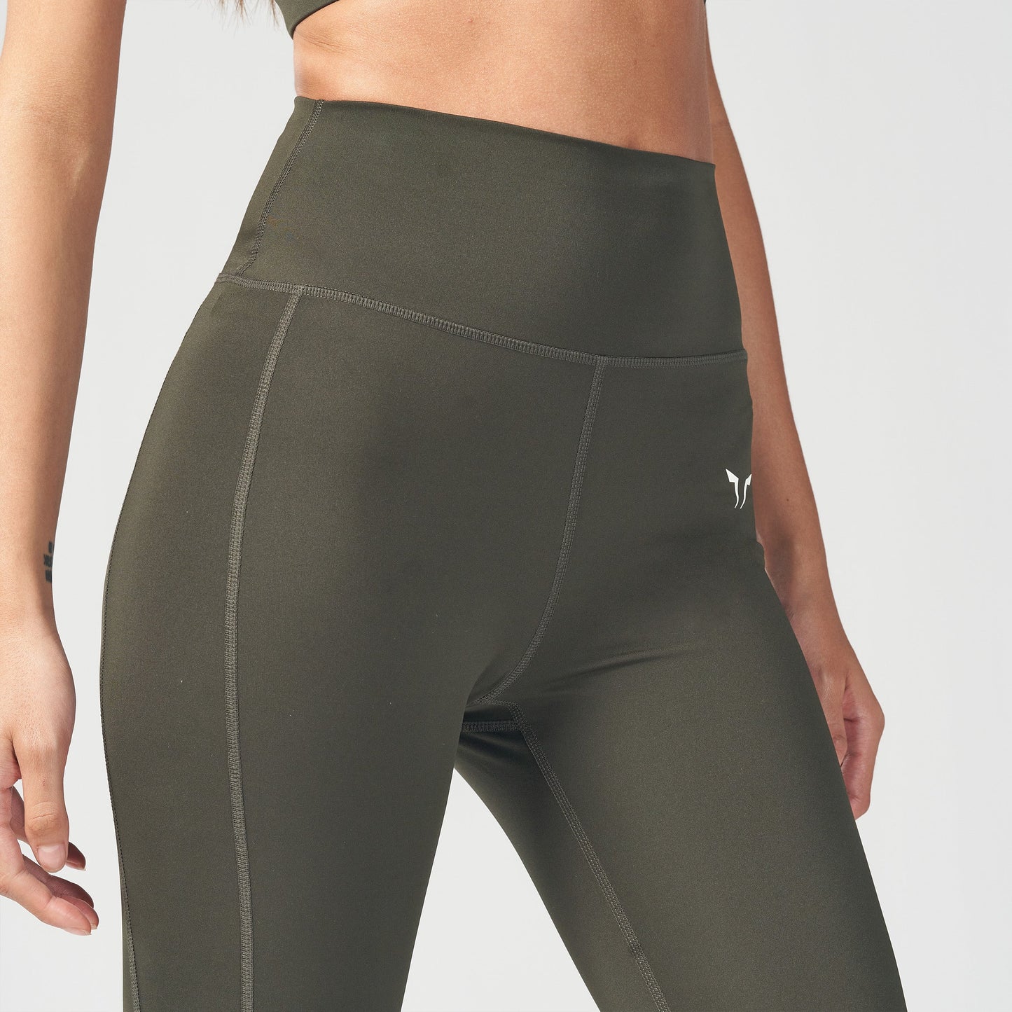 squatwolf-workout-clothes-essential-cropped-leggings-khaki-leggings-for-women