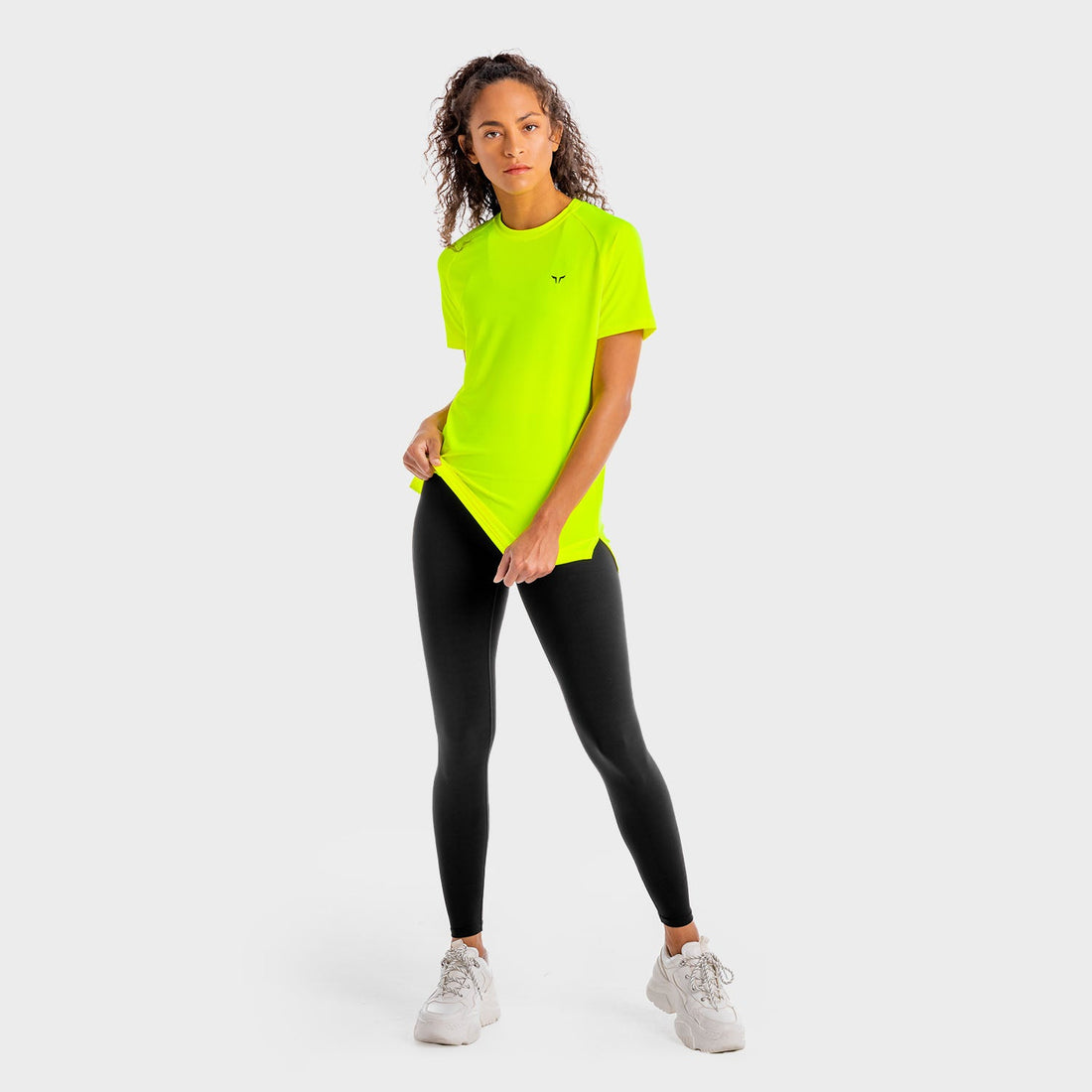 squatwolf-gym-t-shirts-for-women-core-mesh-tee-black-workout-clothes