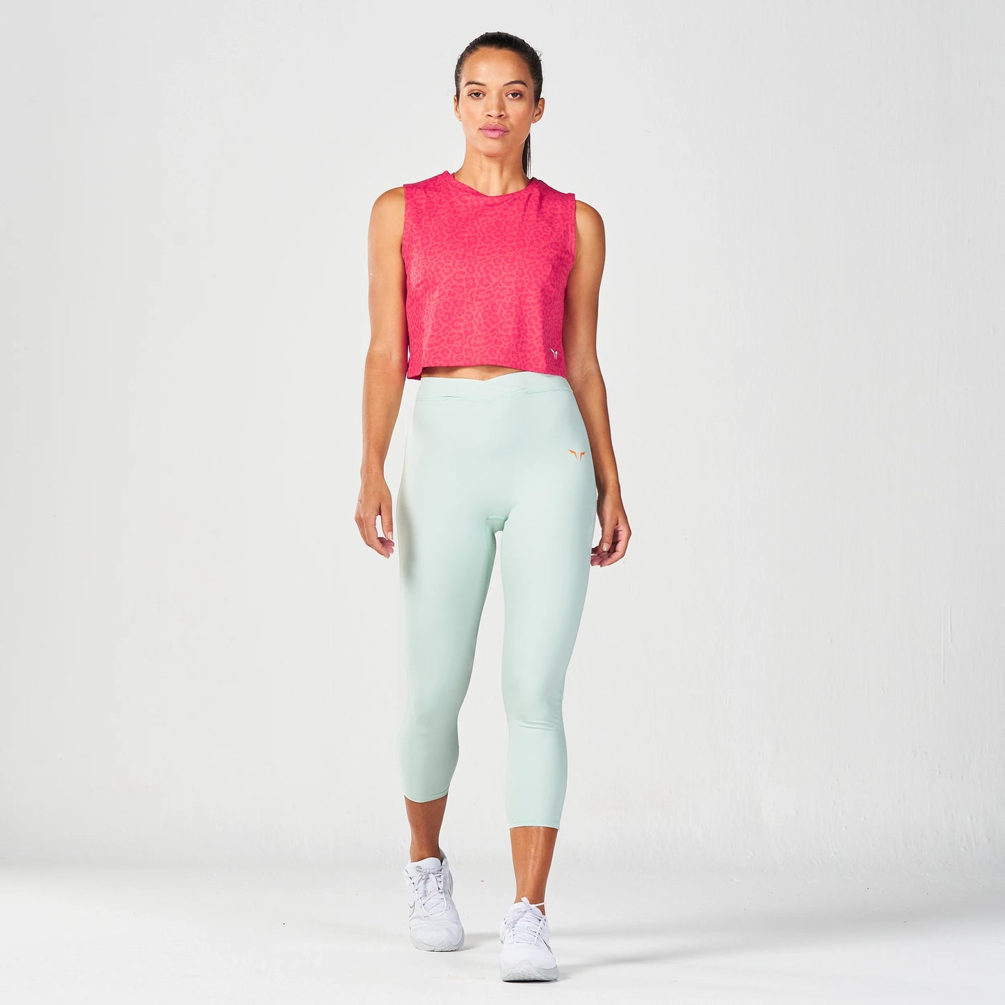 تانك قصيرة من كور - أحمر كايين