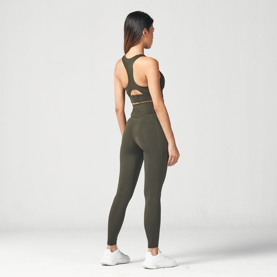 squatwolf-workout-clothes-essential-high-impact-bra-khaki-sports-bra-for-gym