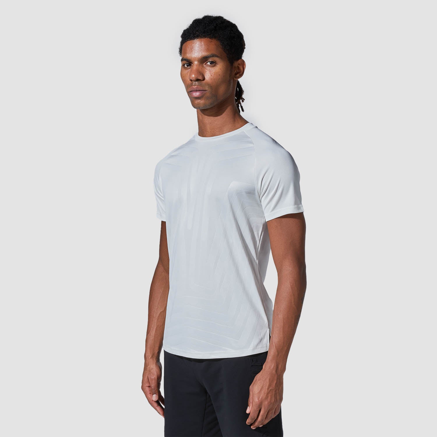 squatwolf-gym-wear-graphic-waves-eye-tee-white-workout-t-shirts-for-men