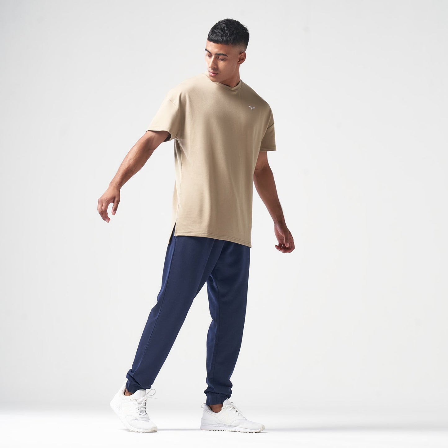 squatwolf-gym-wear-essential-oversized-tee-sand-workout-shirts-for-men