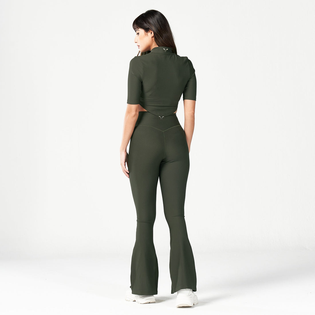 squatwolf-workout-clothes-code-ribbed-crop-top-khaki-gym-t-shirts-for-women