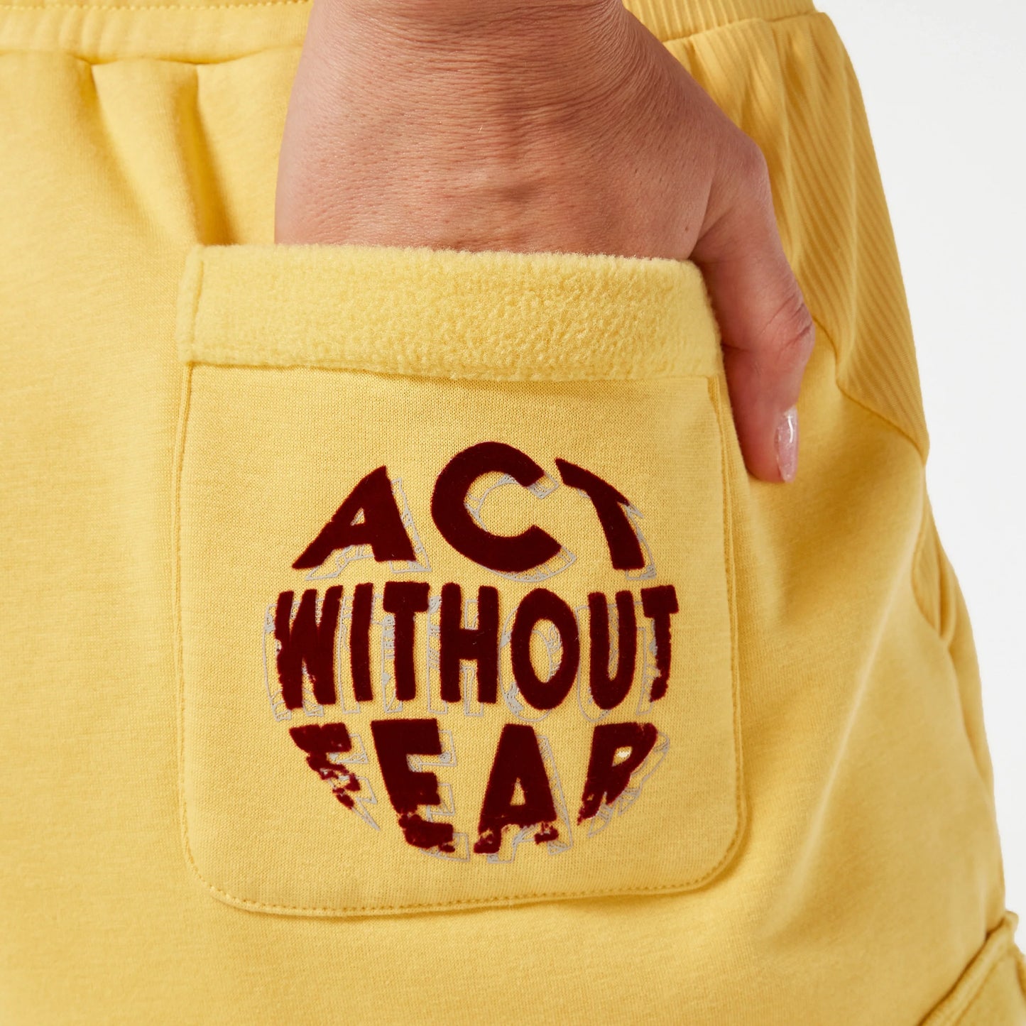 شورت ريتروجرايد كوزي - أصفر كموني